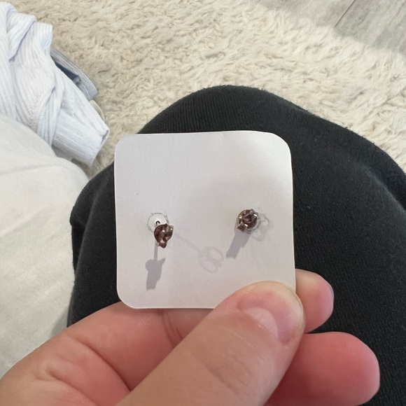 2 pairs of earrings! - Picture 2 of 5